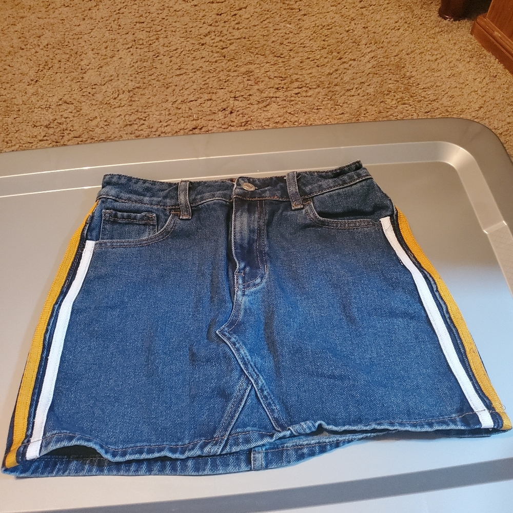 PacSun Jean Skirt With White and Yellow Stripes